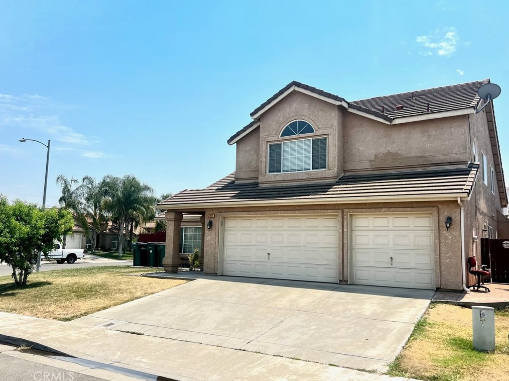 2061 W Little Sandy Dr, Merced, CA 95348