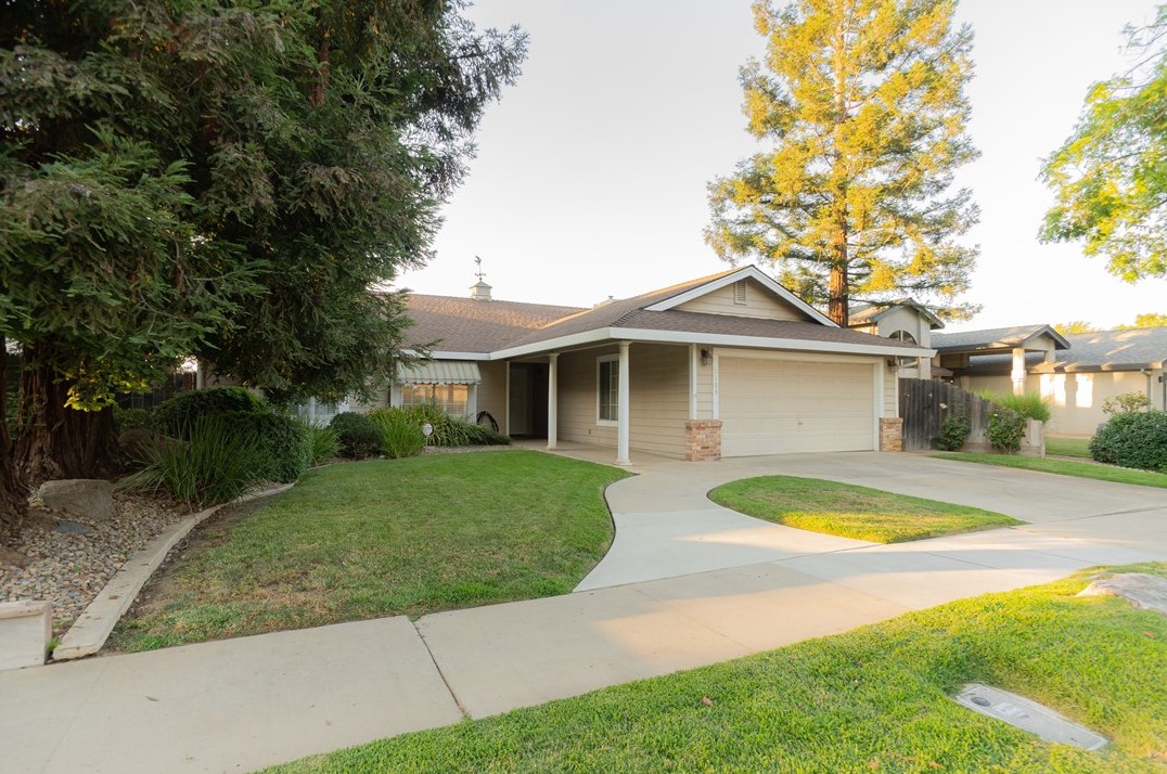 1163 El Portal Dr, Merced, CA 95340-0676