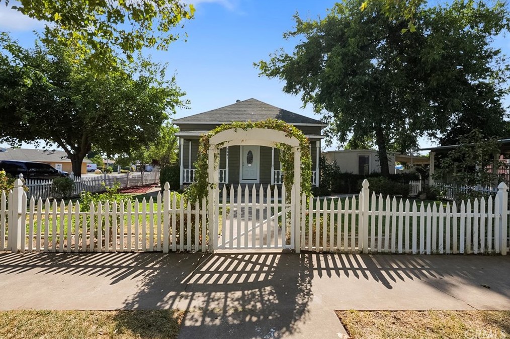 3921 Washington Ave, Le Grand, CA 95333
