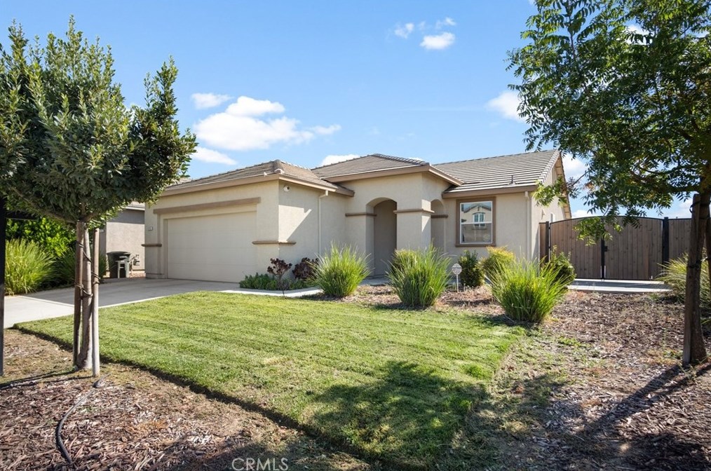 1112 Ohki St, Livingston, CA 95334