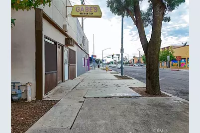 1626 Martin Luther King Jr Way, Merced, CA 95340 - Photo 6