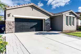 664 Amabile, Los Banos, CA 93635 - Photo 2