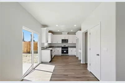 695 Valencia, Merced, CA 95341 - Photo 6