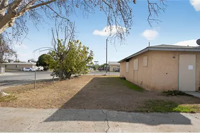 420 Robinson, Bakersfield, CA 93305 - Photo 14