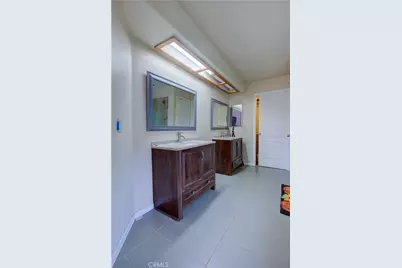 814 Casa Court, Los Banos, CA 93635 - Photo 32