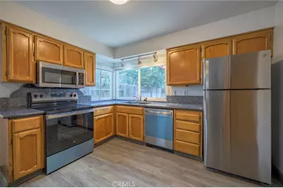 466 Columbia, Merced, CA 95340 - Photo 32