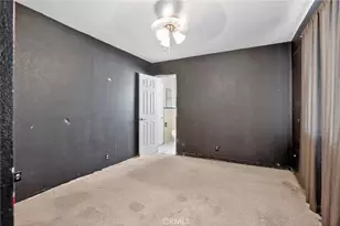 1733 Crestmont, Bakersfield, CA 93306 - Photo 14