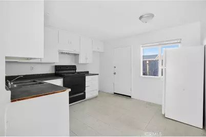 1962 1976 Edwards, Merced, CA 95340 - Photo 16