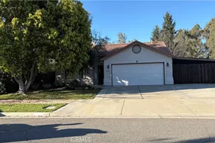 1463 Hunter, Merced, CA 95340 - Photo 2