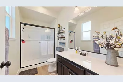 1164 Barcelona, Livingston, CA 95334 - Photo 32