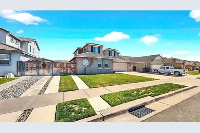 1164 Barcelona, Livingston, CA 95334 - Photo 4