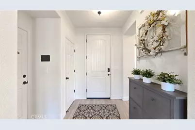 1164 Barcelona, Livingston, CA 95334 - Photo 8