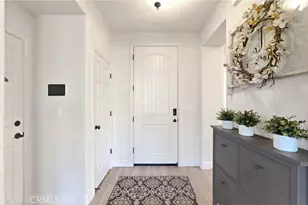 1164 Barcelona, Livingston, CA 95334 - Photo 8