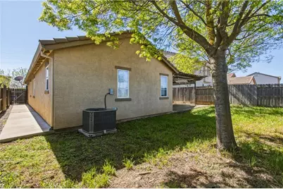 1525 La Sierra Street, Merced, CA 95348 - Photo 28