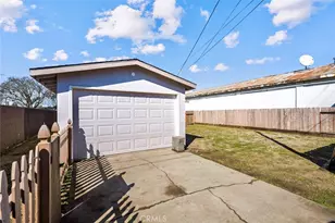 341 2nd St, Livingston, CA 95334 - Photo 16