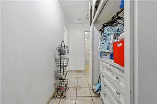 1054 W 24th, Merced, CA 95340 - Photo 16