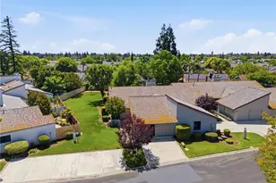 1698 W Tollhouse Ln, Clovis, CA 93611 - Photo 4