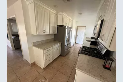 1064 Tioga, Manteca, CA 95337 - Photo 8