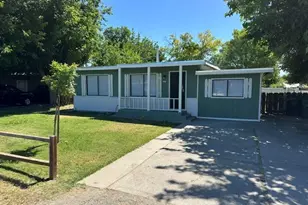 2194 Meadowbrook, Merced, CA 95348 - Photo 1