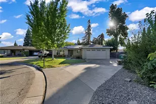 543 Autumn Ct, Madera, CA 93637 - Photo 2