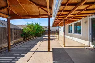 737 Fume Blanc Ct, Los Banos, CA 93635 - Photo 32