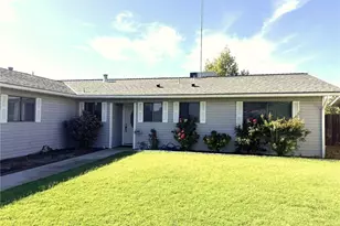 33 E Wallis, Gustine, CA 95322 - Photo 1