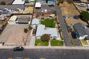 417 Sutter, Manteca, CA 95336 - Photo 2