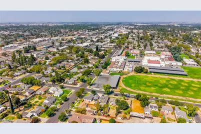 209 E 18th, Merced, CA 95340 - Photo 6