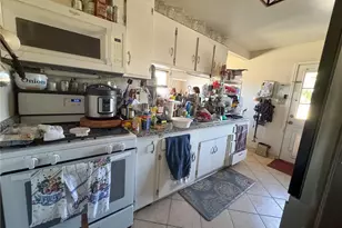 1140 Front St, Livingston, CA 95334 - Photo 14