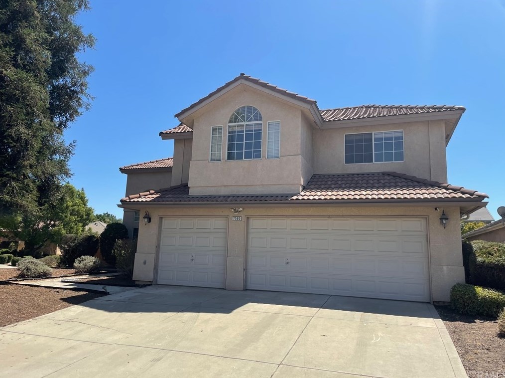 7505 Eagle Ct, Sharon, CA 93610