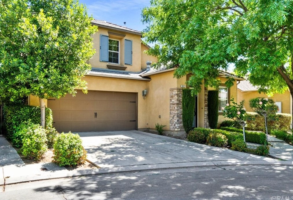3612 Trenton Ln, Clovis, CA 93619