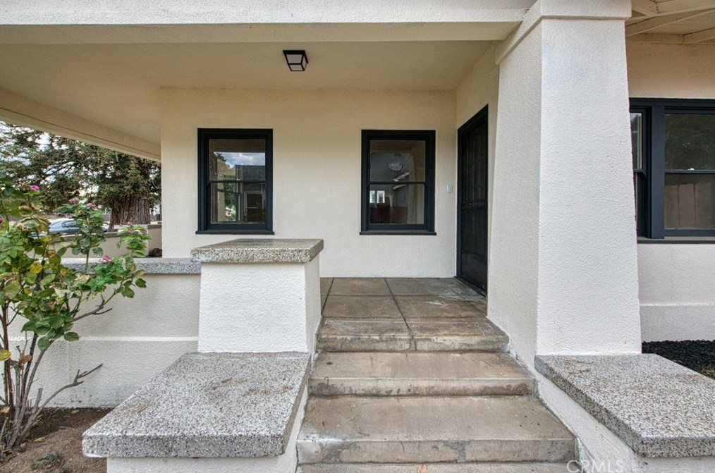 206 N L St, Madera, CA 93637