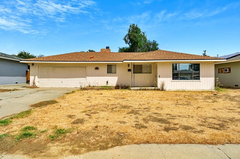 464 Dartmouth Ave, Coalinga, CA 93210-1225