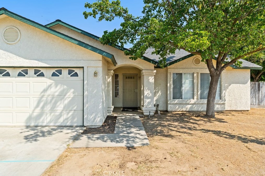 509 Deerwood Dr, Madera, CA 93637