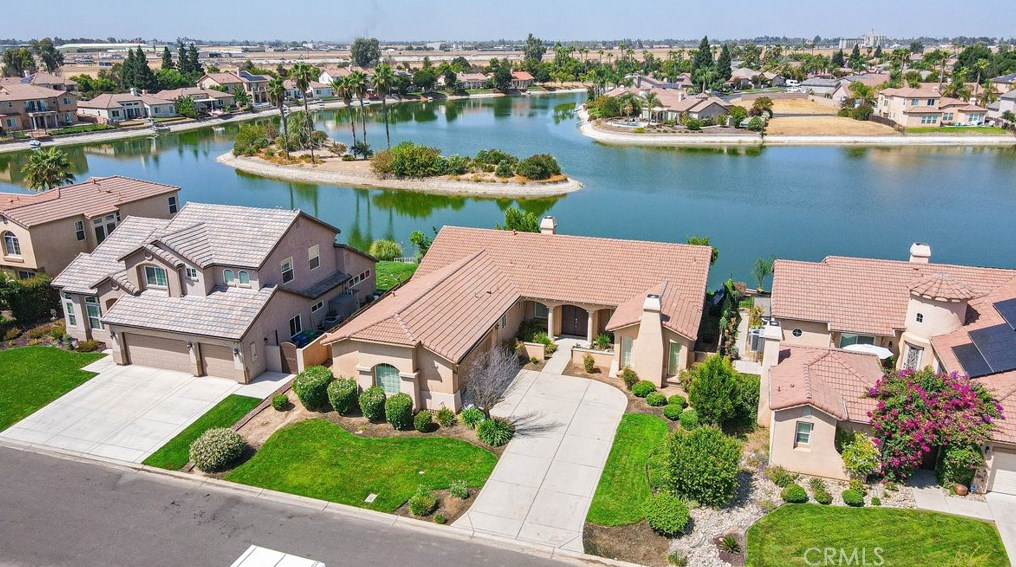 8455 Lake Shore Dr, Sharon, CA 93610