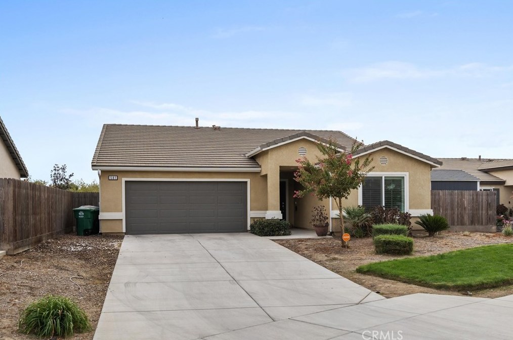 581 Parkridge Ct, Sharon, CA 93610