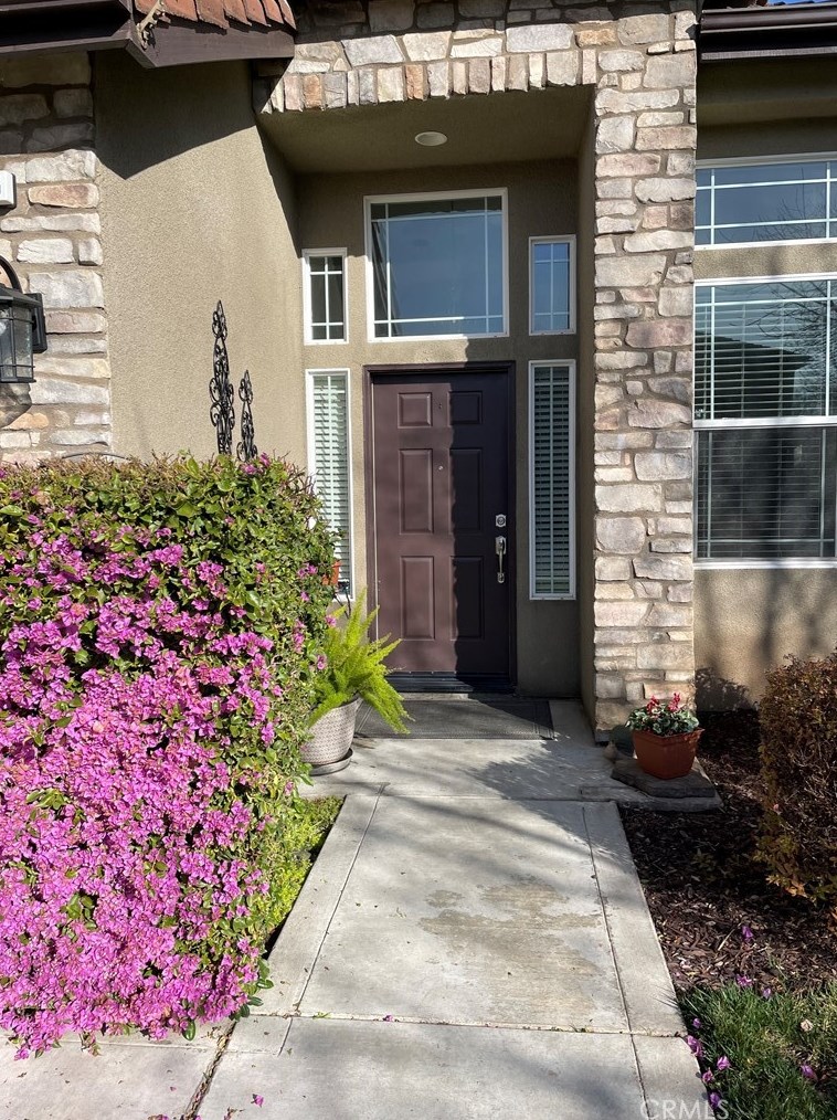 17016 Granite Falls Way, Sharon, CA 93610