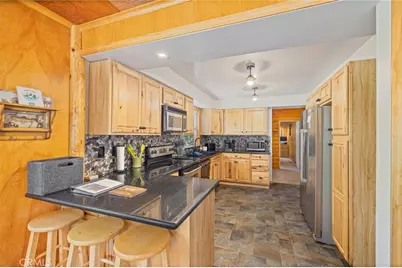 39162 Manzanita, Bass Lake, CA 93604 - Photo 12