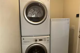 2572 S Willow Ave, Fresno, CA 93875 - Photo 12