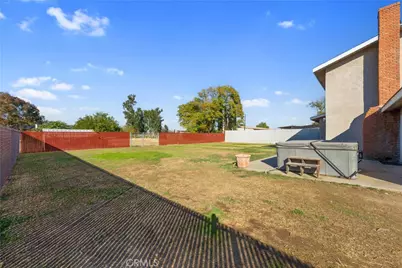 1077 Pecan, Madera, CA 93637 - Photo 36