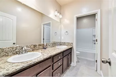 6165 E Farrin, Fresno, CA 93727 - Photo 36