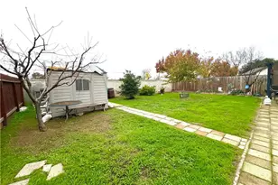 1085 Saunders, Madera, CA 93637 - Photo 32