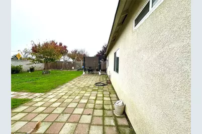 1085 Saunders, Madera, CA 93637 - Photo 30