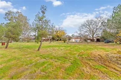 17214 Crescent Drive, Madera, CA 93638 - Photo 28
