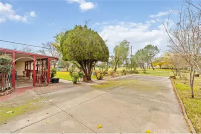 17214 Crescent Drive, Madera, CA 93638 - Photo 26