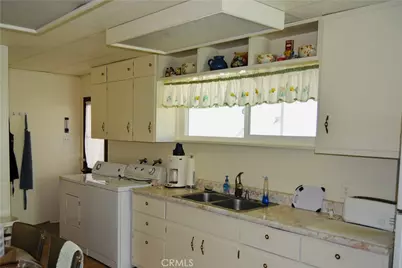 39580 Saunders, Bass Lake, CA 93604 - Photo 8