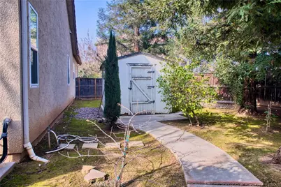 6009 W Goux, Fresno, CA 93722 - Photo 32