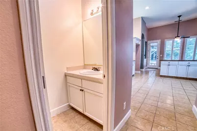 6009 W Goux, Fresno, CA 93722 - Photo 18