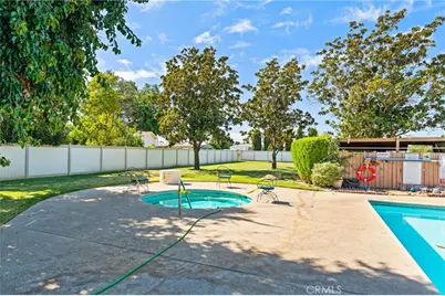 1218 Cleveland Avenue #152, Madera, CA 93638 - Photo 2