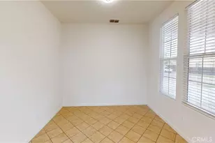 2555 S Lind, Fresno, CA 93725 - Photo 6